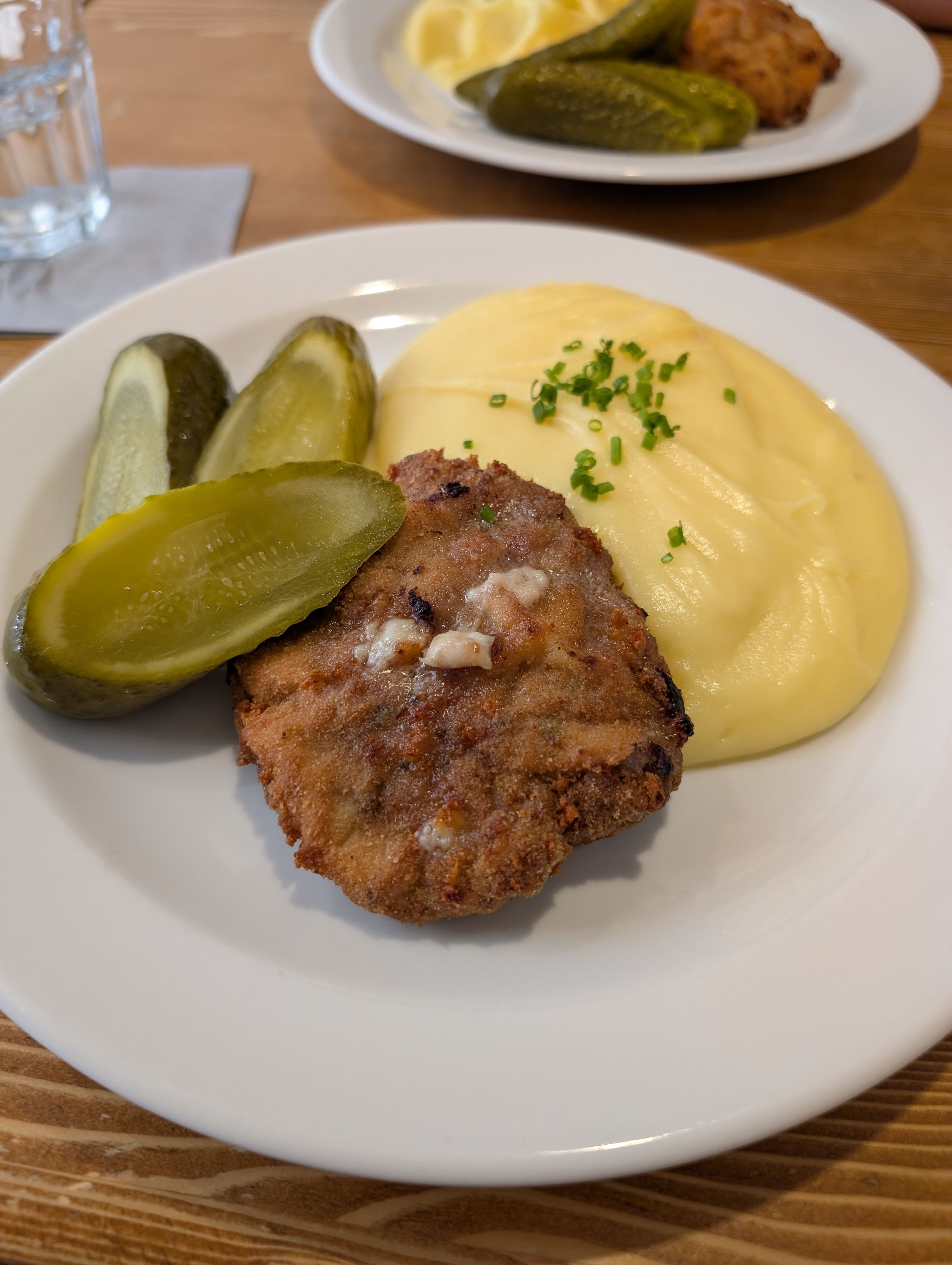 Holandský řízek, bramborová kaše / Restaurace Havana / Praha